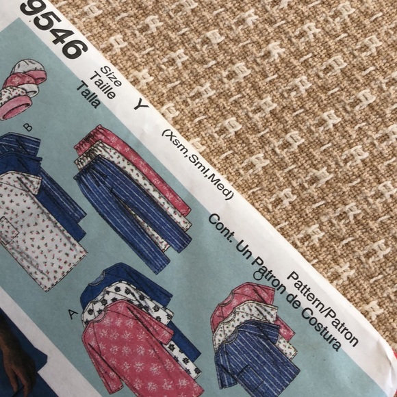 NWT McCall’s easy comfort sewing pattern  for special needs scrubs - Picture 9 of 16